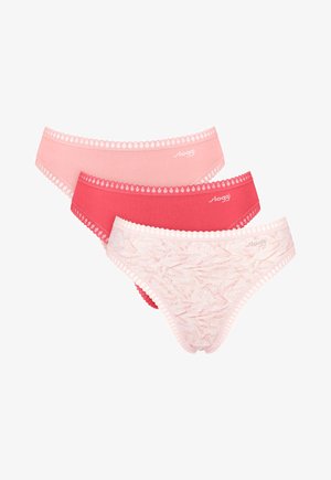 Három női bikinialsó rózsaszín árnyalatokban, egyik virágmintás, mindegyiken csipkedíszítés és egy kis "sloggi" logó található.