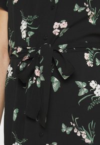 Vero Moda VMSIMPLY  - Vestido camiseiro - black