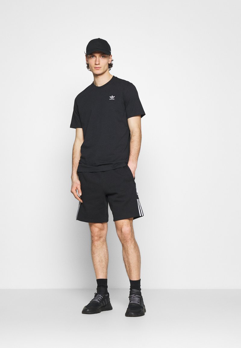 adidas originals essential tee