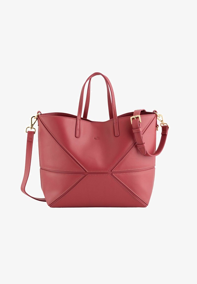 Roze leren tote bag met geometrische panelen, dubbele handvatten en een verstelbare schouderriem. Accenten in goudkleurig beslag.