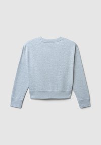 Sweatshirt corto grigio in misto cotone, con maniche lunghe e collo a girocollo a coste. Texture liscia e design minimale.