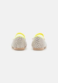 Pretty Ballerinas SHADE - Babies - cycla/roccia