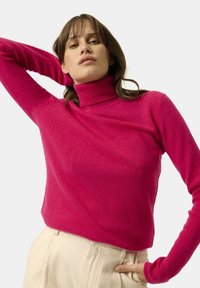 Just Cashmere COL ROULÉ - Jersey de punto - fuchsia