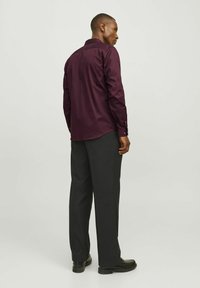 Jack & Jones PREMIUM CARDIFF - Ing - winetasting