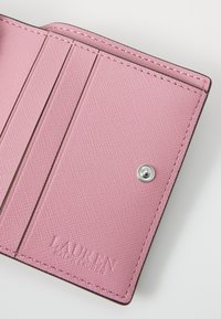 Lauren Ralph Lauren CROSSHATCH LEATHER COMPACT WALLET - Peněženka - rose mauve