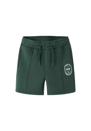 Mørkegrønne casual shorts med snøre i taljen, sidelommer og et hvidt palmetræsemblem på højre forben.