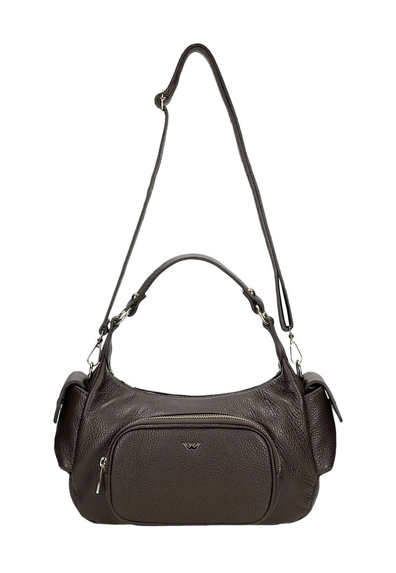 Brązowa skórzana torebka o teksturowanym wykończeniu, z główną komorą, przednią kieszenią na zamek, krótkim uchwytem oraz długim regulowanym paskiem.