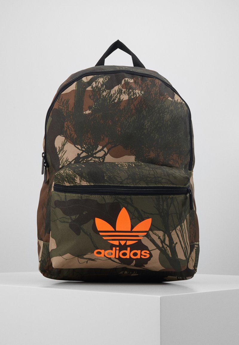 mochila adidas verde fluorescente