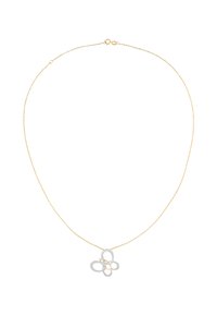 Collar de cadena de oro con un colgante de mariposa abstracta con acentos en plata y un acabado texturizado, adornado con pequeñas piedras transparentes.