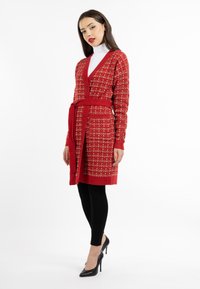 faina Cardigan - rot