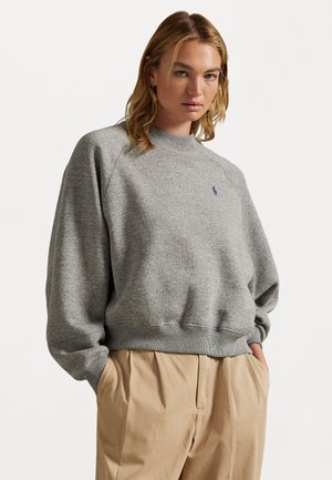 - Bluza