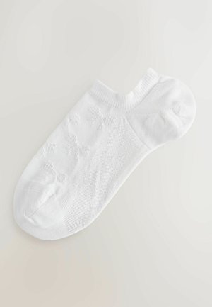 Balta potīšu zeķe, kas izgatavota no mīkstas auduma. Tai ir teksturēts raksts un gluda apkakle. Izstrādāta komfortam ar pastiprinātu purngalu un pap�ēdi.