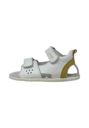 Infradito bianchi realizzati in materiale sintetico con due cinturini regolabili in Velcro, design perforato e un accento giallo sul tallone.