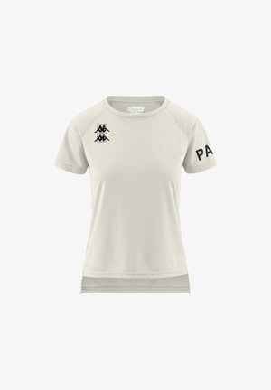 Maglietta atletica grigia chiaro con scollatura rotonda, maniche raglan corte e un logo nero sul petto e sulla manica.