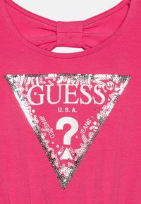 Guess Sukienka z dżerseju