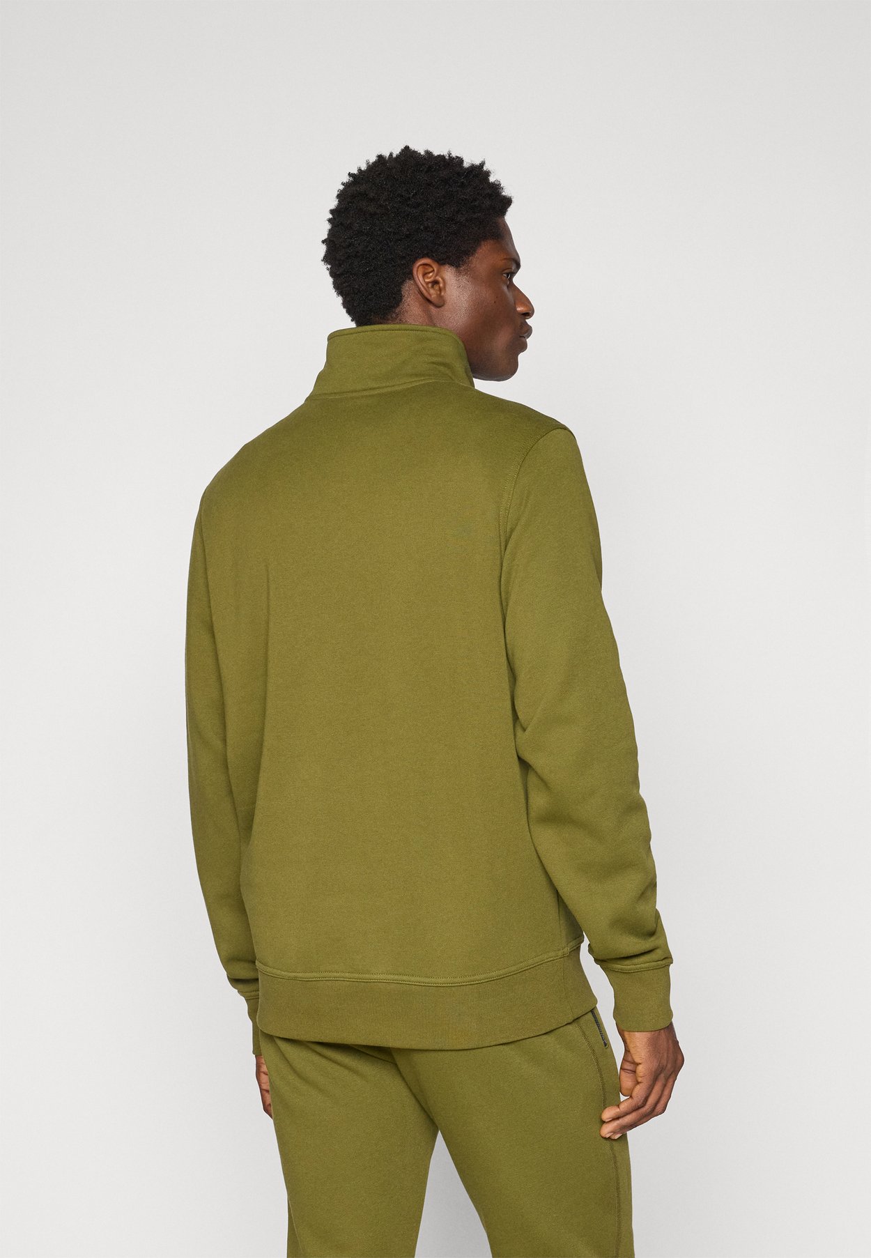 ICONS TONAL HALF ZIP SMALL LOGO