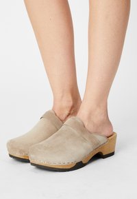Softclox Sabots - taupe
