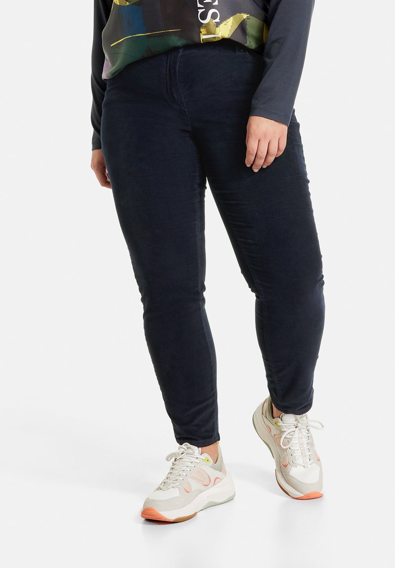 Samoon FREIZEIT VERKÜRZT BETTY - Stoffhose - navy/dunkelblau - Zalando.de