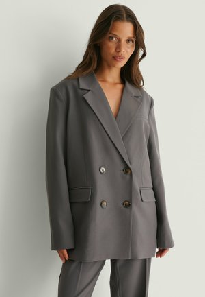 NA-KD Short coat - grey