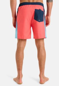 Quiksilver EVERYDAY HOLMES  VOLLEY - Plavecké šortky - spiced coral holmes