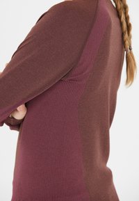 Endurance LANGARM HALEN - Longsleeve - fudge
