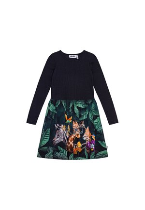 Langærmet kjole med en mørk top og en livlig, dyre-mønstrede nederdel omgivet af tropiske blade. Køligt bomuldsstruktur, knælangt design.
