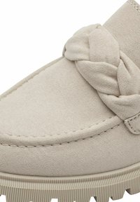 s.Oliver Belebújós cipők - beige