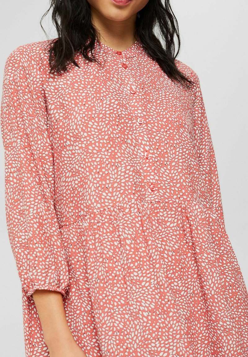 Damen Freizeitkleider | Esprit DRESSES LIGHT Blusenkleid coral/koralle - DF92522 Damen Freizeitkleider | Esprit DRESSES LIGHT Blusenkleid coral/koralle - DF92522