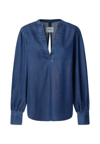 Blusa in denim blu scuro con scollatura a V profonda, maniche lunghe a palloncino e polsini con bottoni; presenta una texture liscia e dettagli minimi.
