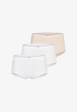 Drei Paar nahtlose Baumwollunterwäsche für Frauen in Weiß und Beige, gestapelt und versetzt angeordnet, mit Markenetiketten an den Bundabschlüssen.