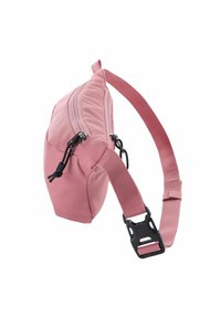 Roze stoffen schoudertas met een textuurafwerking, met een gebogen vorm, een bovenste ritssluiting en een verstelbare strap met een zwarte gesp.