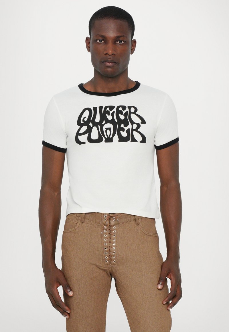 Ludovic de Saint Sernin QUEER POWER UNISEX - T-shirt con stampa - white
