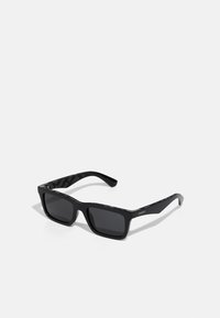 Seleccionado, black / dark grey