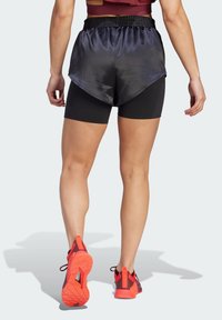 adidas Performance - Krótkie spodenki sportowe