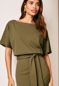 Lipsy KIMONO BELTED MIDI - Denné šaty - khaki green