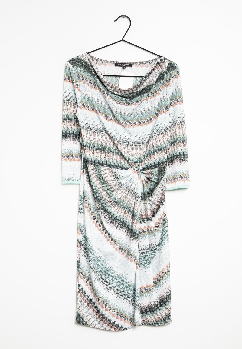 Knielanges Kleid mit weitem Ausschnitt, langen Ärmeln und Knotendetail. Es zeigt ein mehrfarbiges geometrisches Muster auf einem hellen Hintergrund.