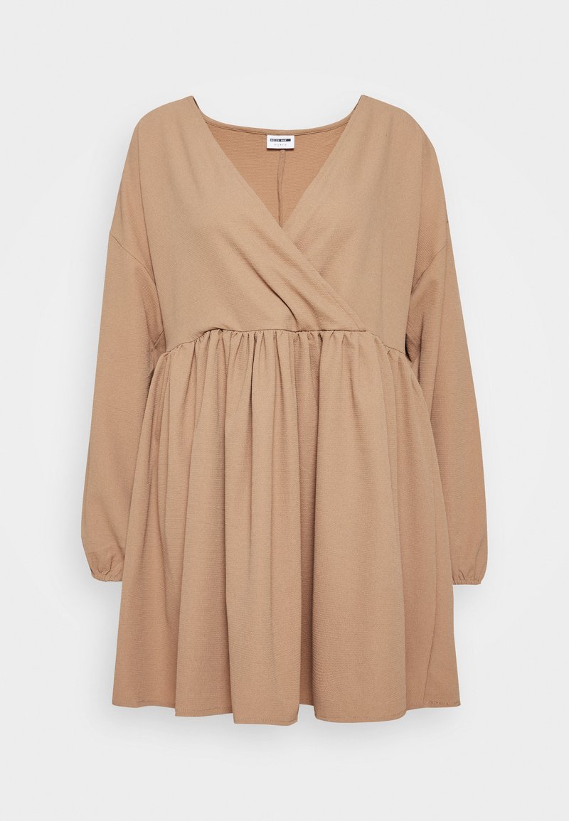 Noisy May Jurk bruin