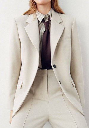 Abrigo corto - off white