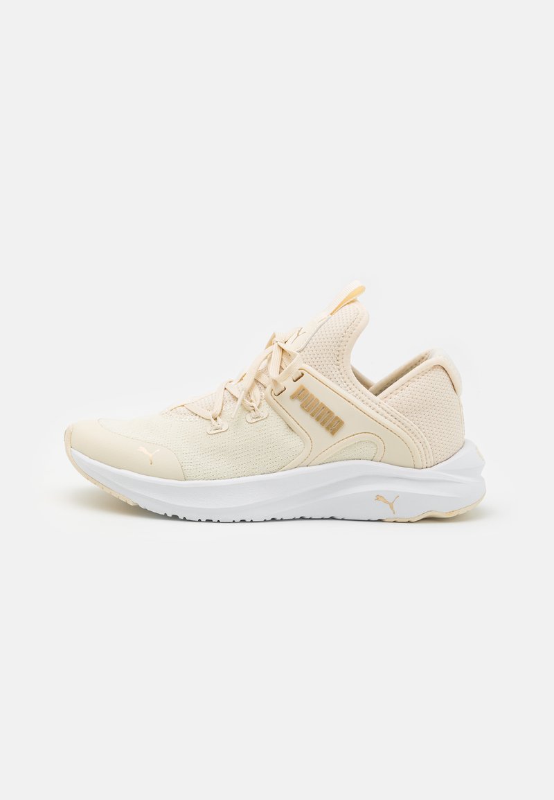 Puma SOFTRIDE ONE4ALL FEMME WN'S - Tekaški copati za cesto - alpine snow/white/gold
