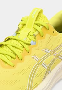 ASICS GEL PULSE 16 - Road running shoes - citron/white
