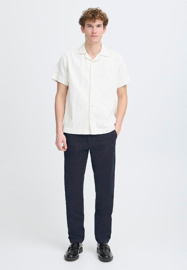 KSCUMMINGS - Chinos - sky captain3