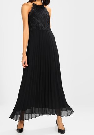 Schwarzes Maxikleid mit einem Spitzenoberteil und einem plissierten Chiffonrock. Das Kleid hat einen hohen Halsausschnitt und eine fließende Silhouette mit transparentem Einsatz.