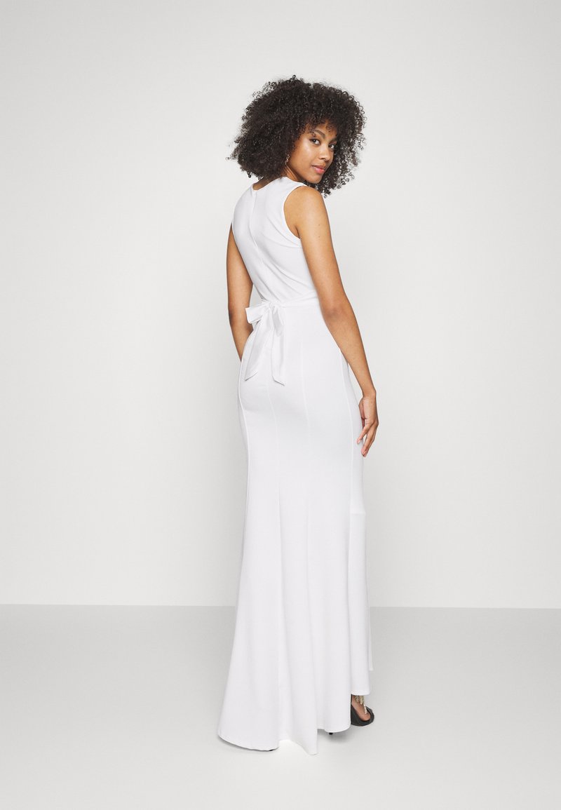 Damen Freizeitkleider | WAL G. WGXZL WEDDING MARIETTA V NECK MAXI DRESS Ballkleid white/weiß - MZ89599 Damen Freizeitkleider | WAL G. WGXZL WEDDING MARIETTA V NECK MAXI DRESS Ballkleid white/weiß - MZ89599