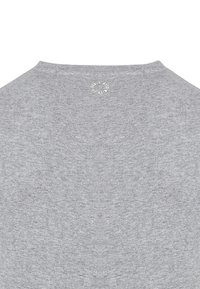 UNFAIR ATHLETICS CLASSIC LABEL  szary