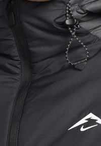 Nike Performance Chaqueta de running - black