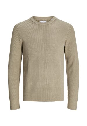 Suéter de punto acanalado beige con escote redondeado y mangas largas. Diseño minimalista, tejido texturizado y una pequeña etiqueta en el lateral.