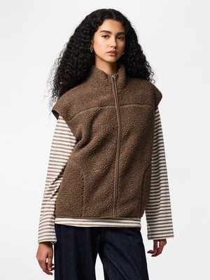 Pieces PCSADIA - Waistcoat - coffee quartz