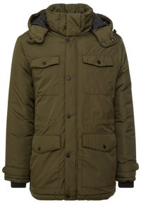 Olivengrön vadderad jacka med hög krage och avtagbar huva, med fyra framfickor och svarta knappdetaljer. Mjuk, slät textur.