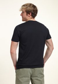 Henry Tiger DUKE SONS PICKLEBALL IS IMPORTANTER - Camiseta estampada - navy blue