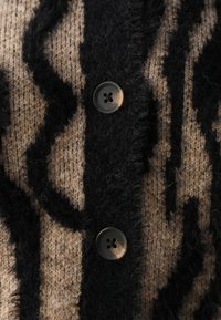 Vero Moda Petite VMVALENTINA O NECK CARDIGAN - Kardiganas - black/silver mink